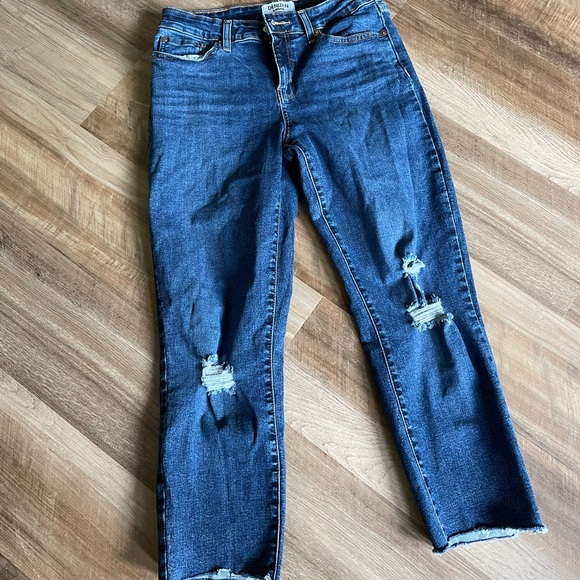 Denizen from Levi's Denim - Levi’s Denizen mid-rise, raw-hem boyfriend jeans, size 6/28